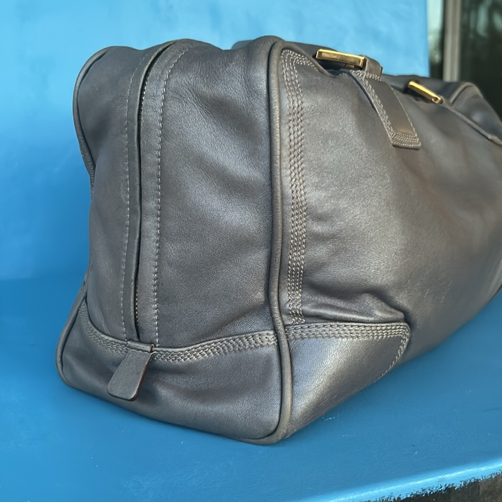 LOVELY LOEWE 🤯🤯🤯 ELEPHANT GREY WITH A TOUCH OF PEARL!!! - Picture 8 of 13